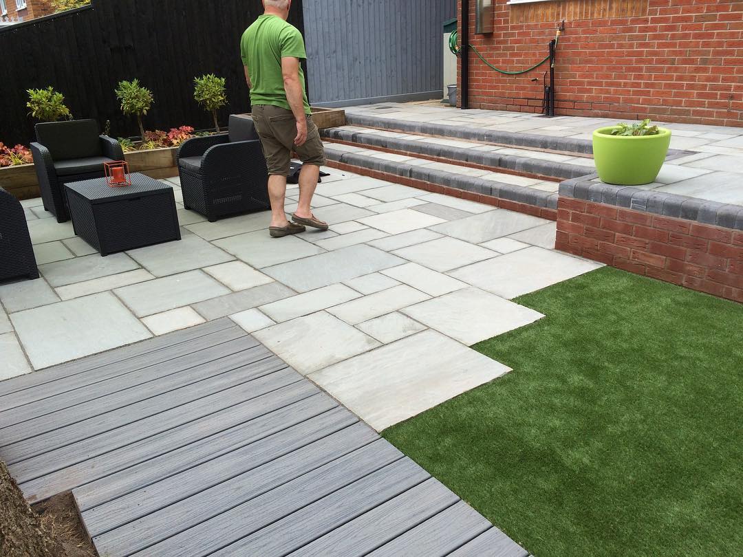 Photo of the kendla patio slabs in use.