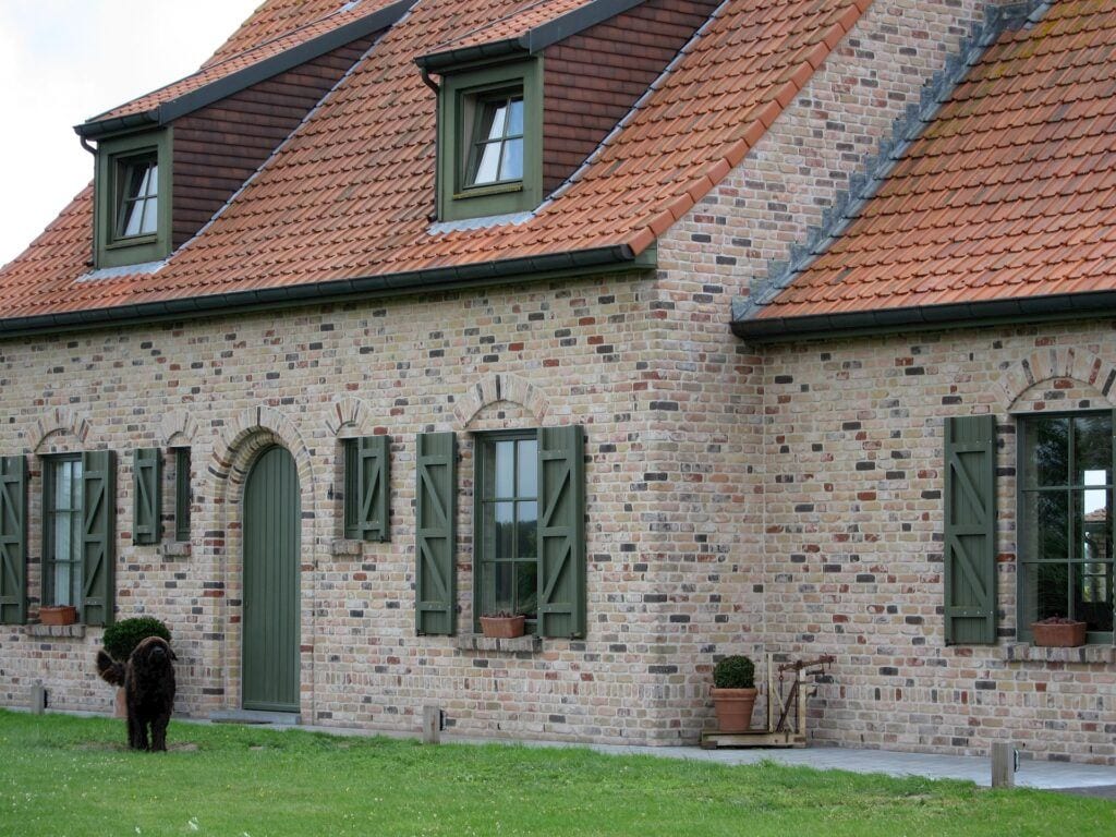 A photo of the Camtech Rustica Provencial Blend brick in use.