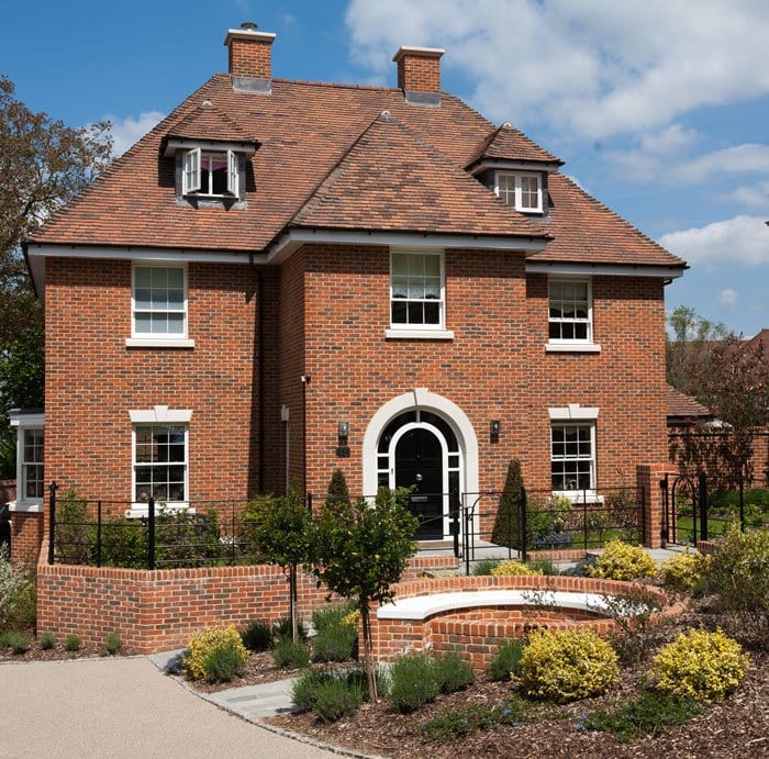 A photo of the MBH Michelmersh Hampshire Stock Cobham Blend brick in use.