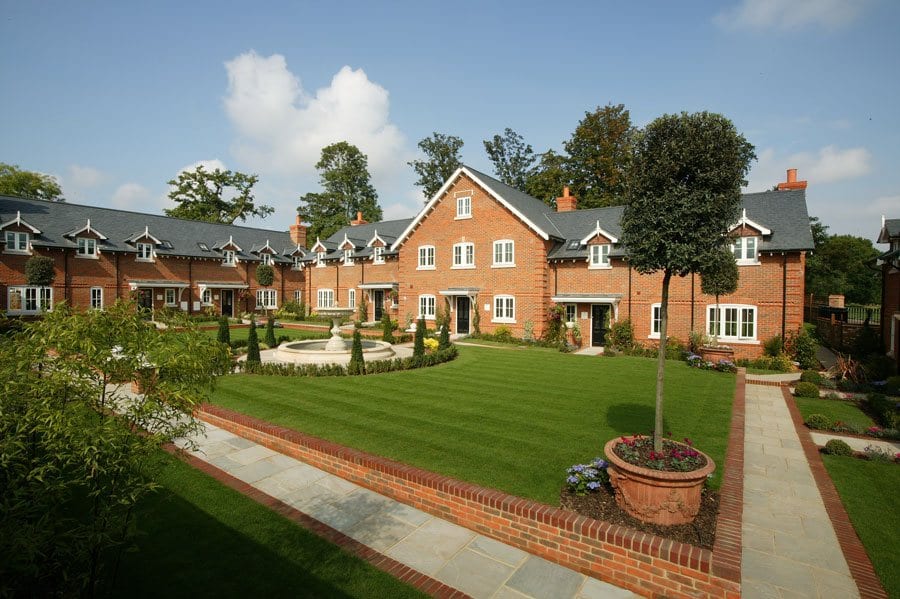 A photo of the MBH Michelmersh Hampshire Stock Cobham Blend brick in use.